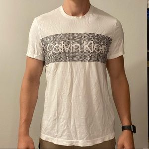 Calvin Klein T-Shirt